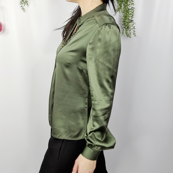 ELIE TAHARI silk pintucked button front blouse 582 - Picture 3 of 8